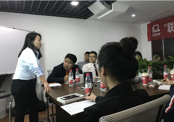 1519959707279663.png blob.png